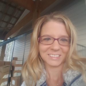 Meet your Posher, Crystal